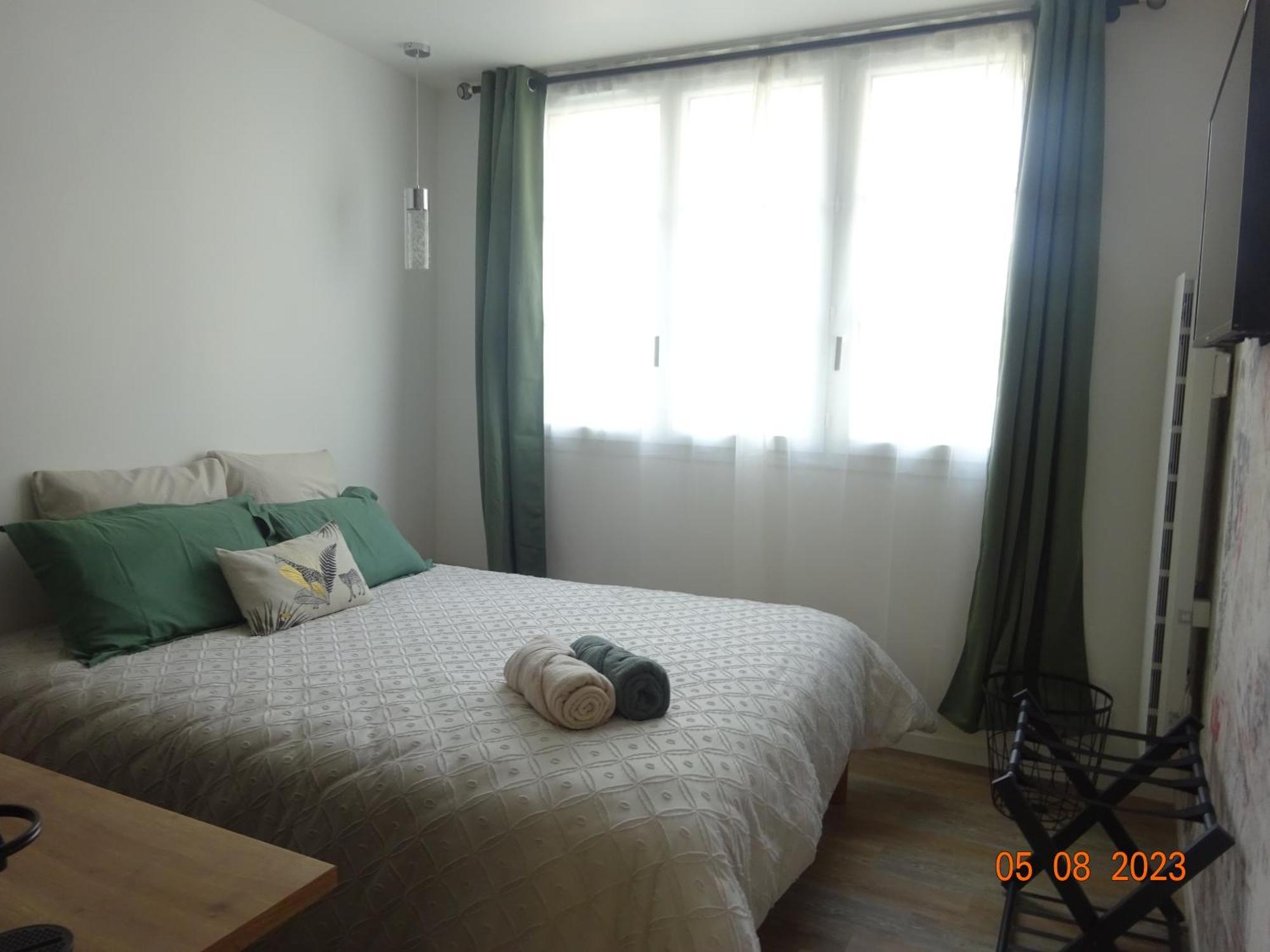 Dandy - Chambre Tout Confort Centre-Ville 诺让勒罗特鲁 外观 照片